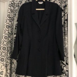 VINTAGE BLACK BUTTON DOWN BLAZER/TUNIC